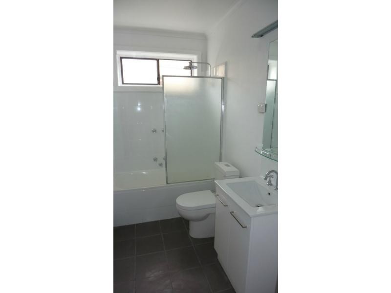 4/182 Mt Alexander Road, Flemington VIC 3031