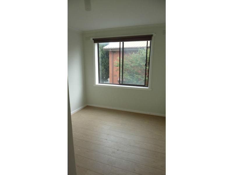 4/182 Mt Alexander Road, Flemington VIC 3031