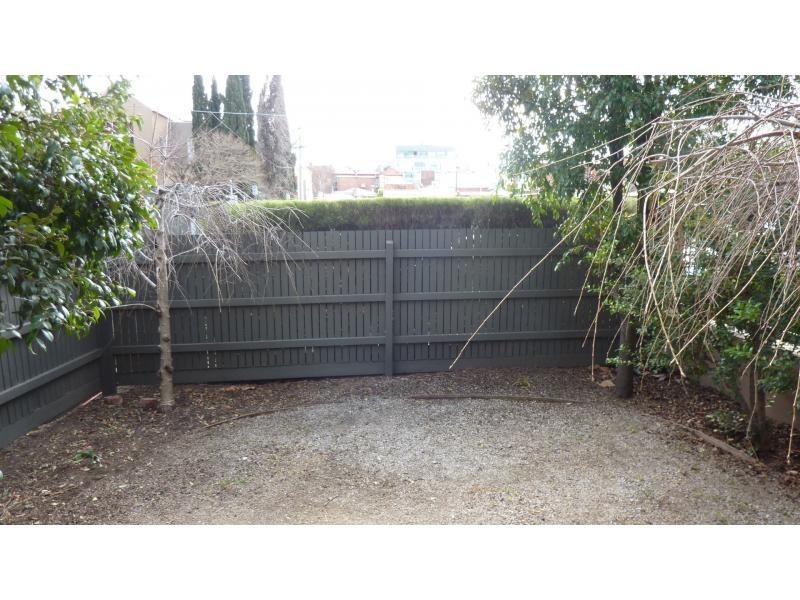 31 The Parade, Ascot Vale VIC 3032