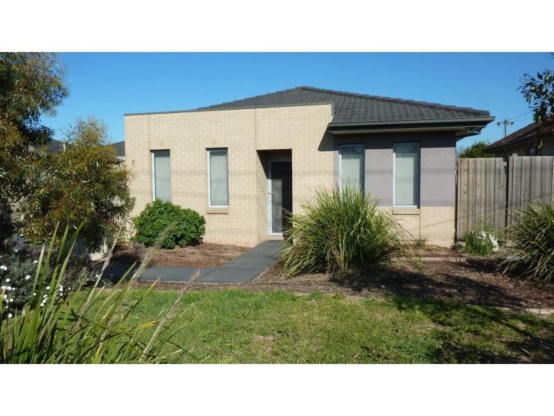 2/579 Geelong Road, Brooklyn VIC 3012