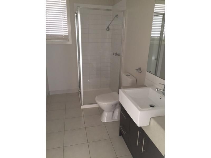 2/579 Geelong Road, Brooklyn VIC 3012