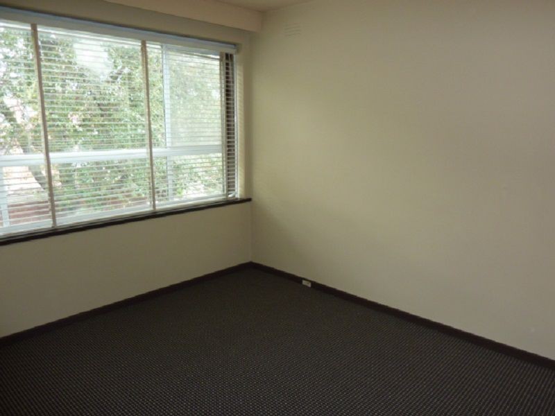 9/115 Canterbury Street, Flemington VIC 3031
