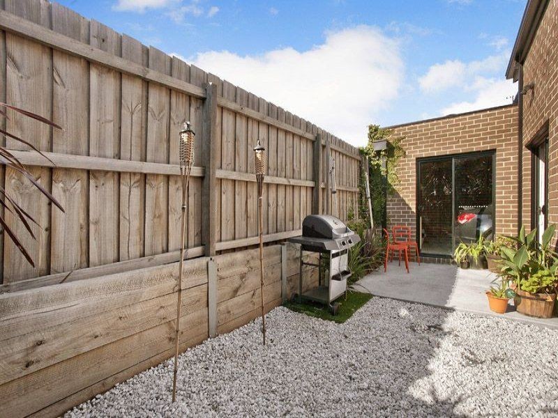 1/25 Devon Road, Pascoe Vale VIC 3044