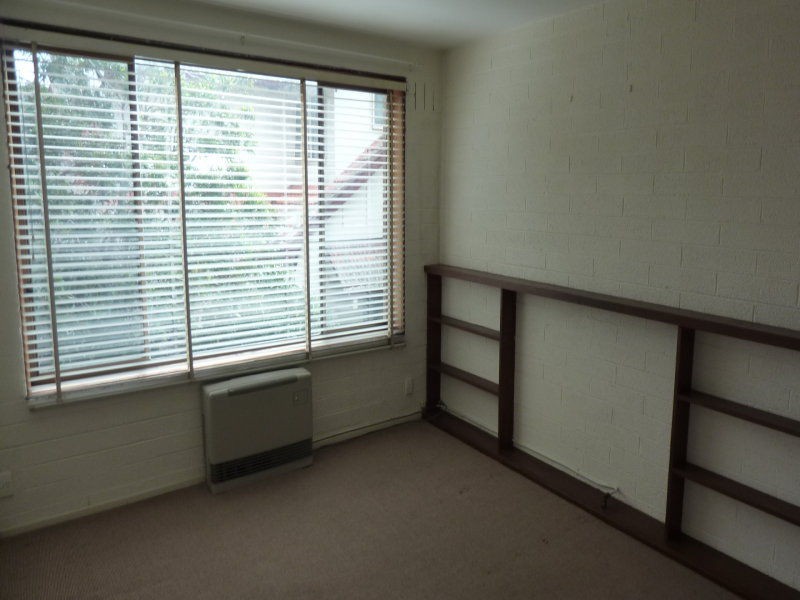 8/18 Shaftesbury Street, Essendon VIC 3040