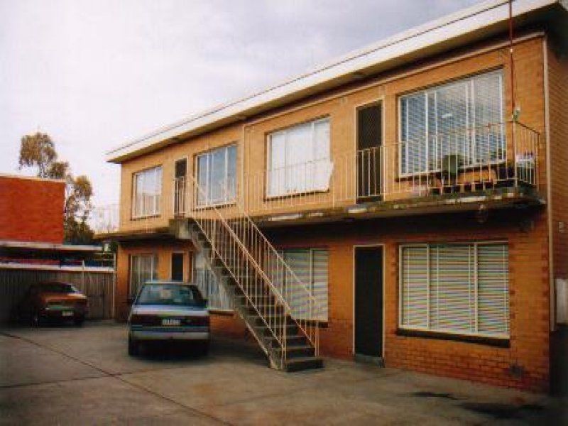 2/14 Newstead Street, Maribyrnong VIC 3032