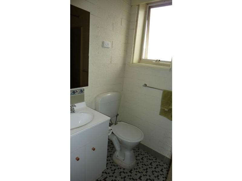 12/32 Miller Street, Essendon VIC 3040