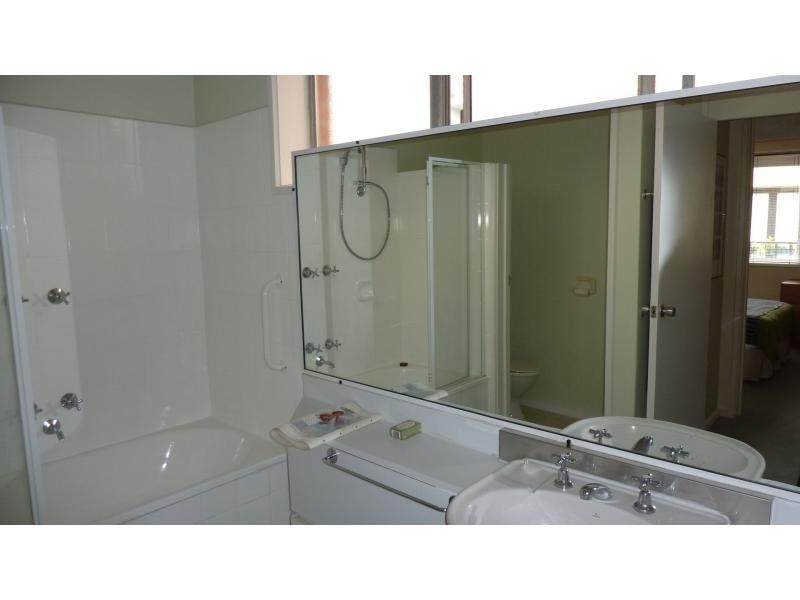 39/212 The Avenue, Parkville VIC 3052