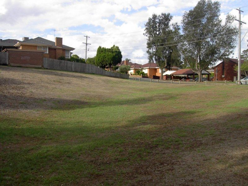 40 Kingsley Road, Airport West VIC 3042