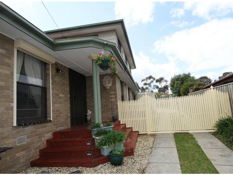 40 Wahroonga Crescent, Greensborough VIC 3088