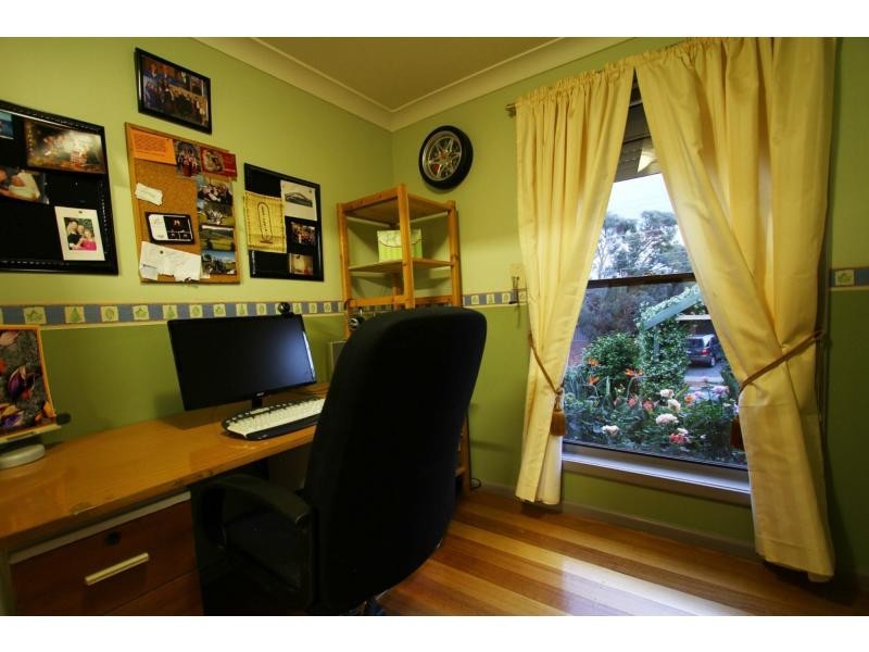 40 Wahroonga Crescent, Greensborough VIC 3088