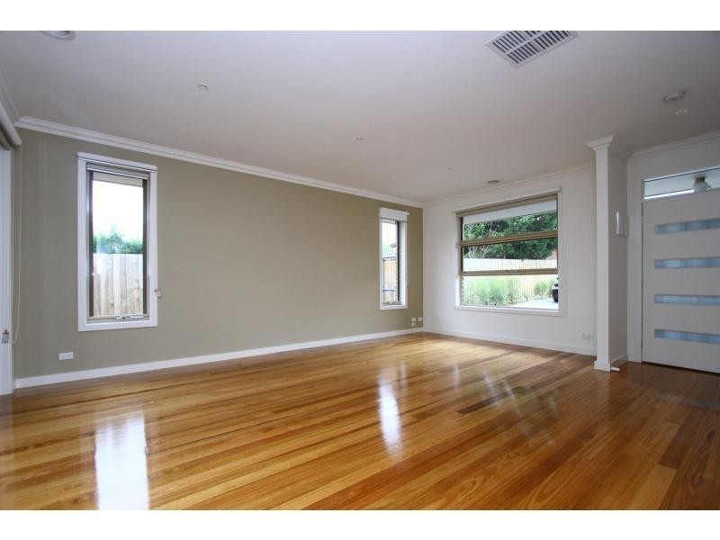 3/17 Aanensen Court, Montmorency VIC 3094