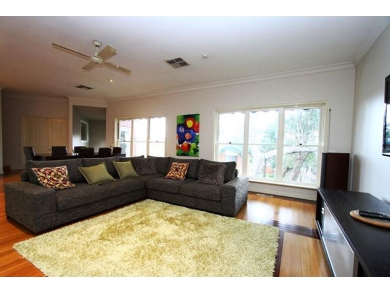 2 Cloud Court, Eltham VIC 3095
