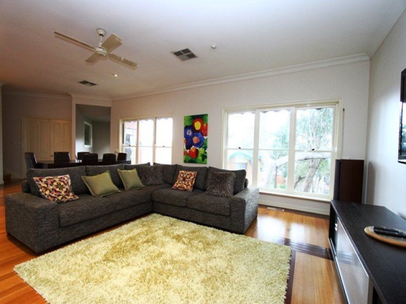 2 Cloud Court, Eltham VIC 3095