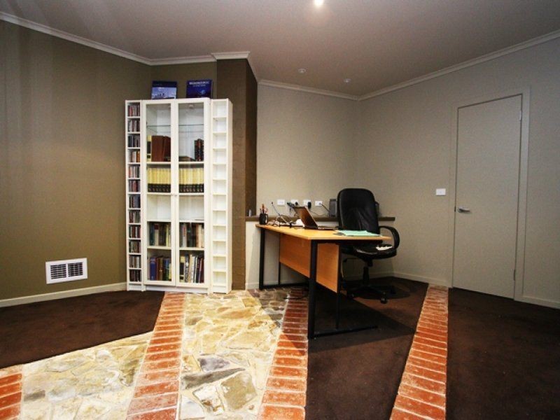 2 Cloud Court, Eltham VIC 3095