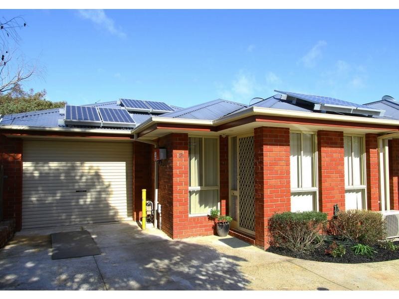 2/17 Newton Street, Thomastown VIC 3074