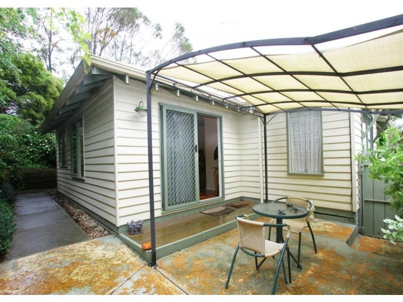 3/26 Luck Street, Eltham VIC 3095