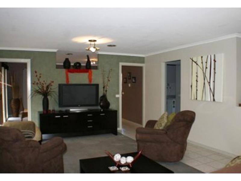 1 Whistler Walk, South Morang VIC 3752