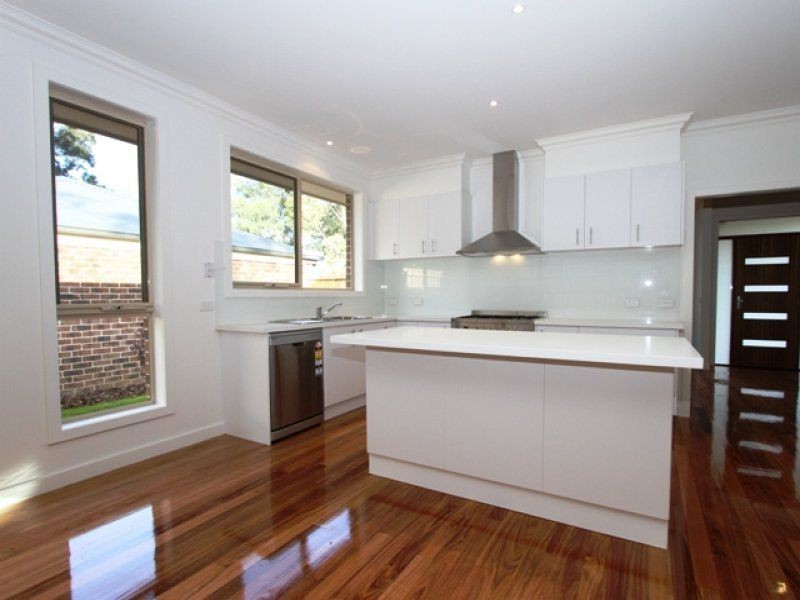 1/27 Old Aqueduct Road, St Helena VIC 3088