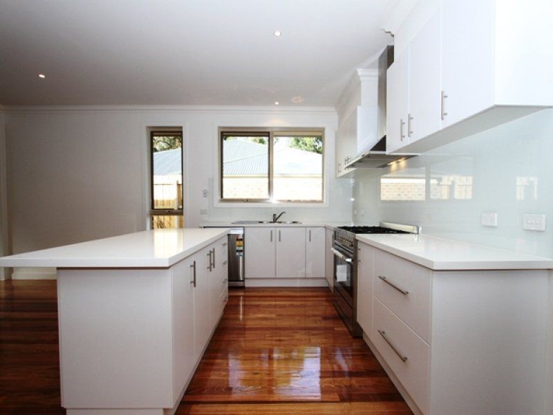 1/27 Old Aqueduct Road, St Helena VIC 3088