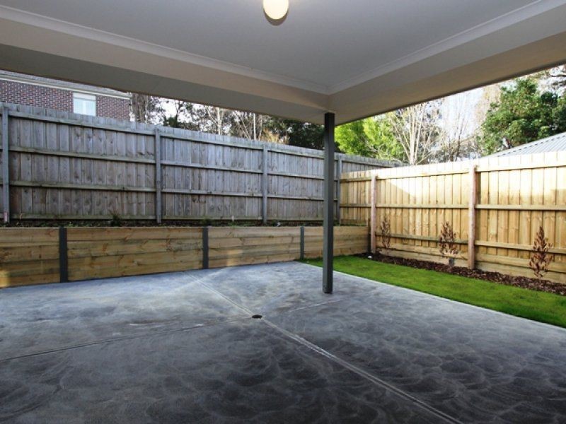 1/27 Old Aqueduct Road, St Helena VIC 3088