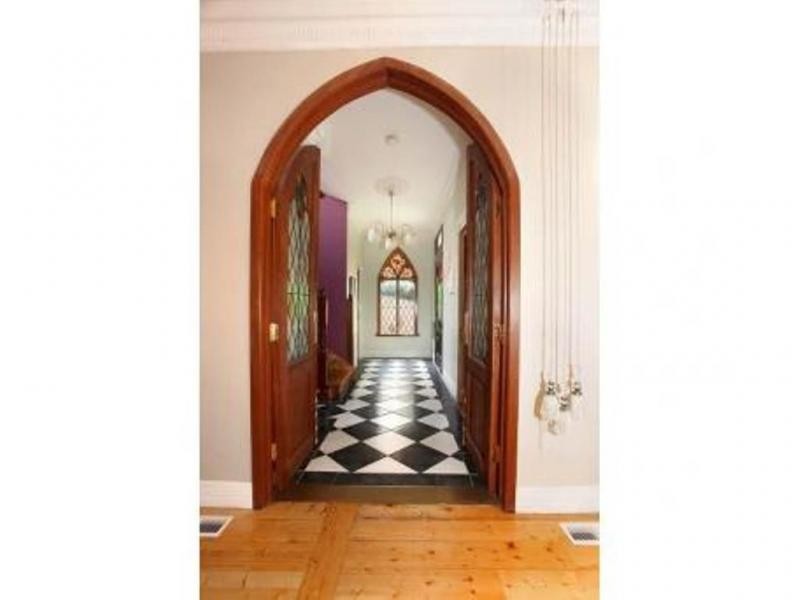 37 Anzac Avenue, Hurstbridge VIC 3099