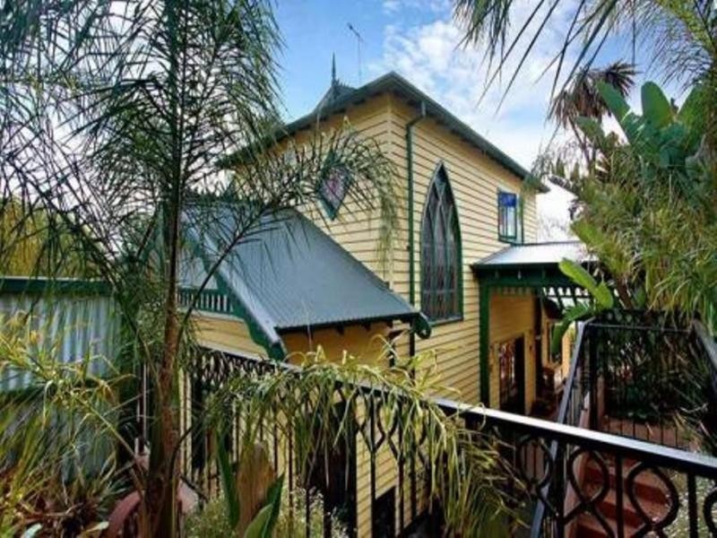 37 Anzac Avenue, Hurstbridge VIC 3099