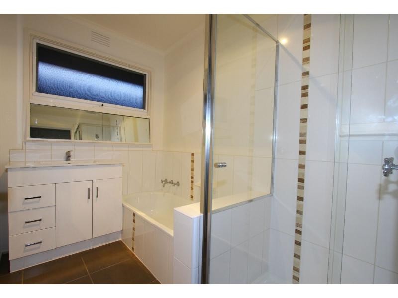 80 Hughes Avenue, Chelsea VIC 3196