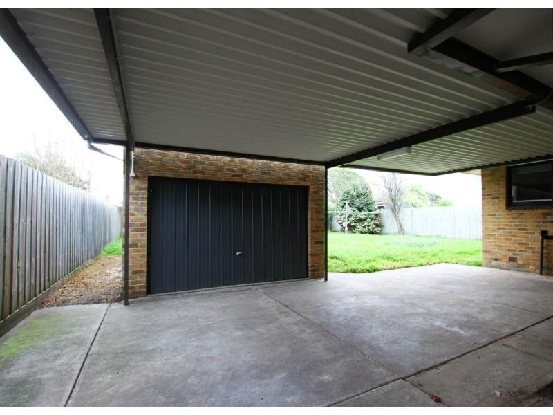 80 Hughes Avenue, Chelsea VIC 3196