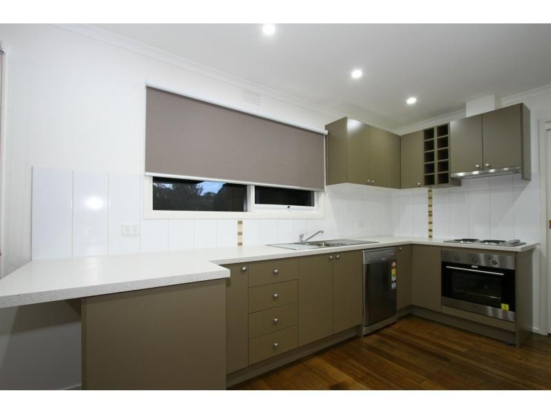 80 Hughes Avenue, Chelsea VIC 3196