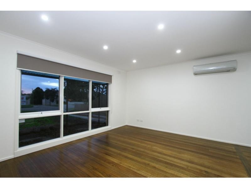 80 Hughes Avenue, Chelsea VIC 3196