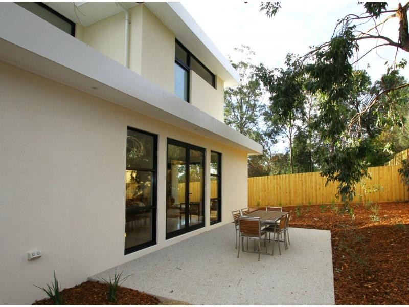 33A Heacham Road, Eltham North VIC 3095