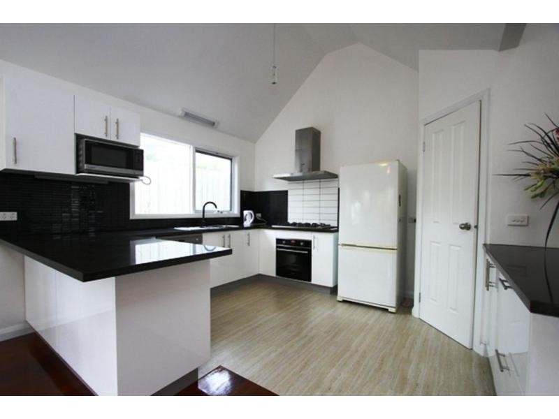 11 Green Place, Eltham VIC 3095