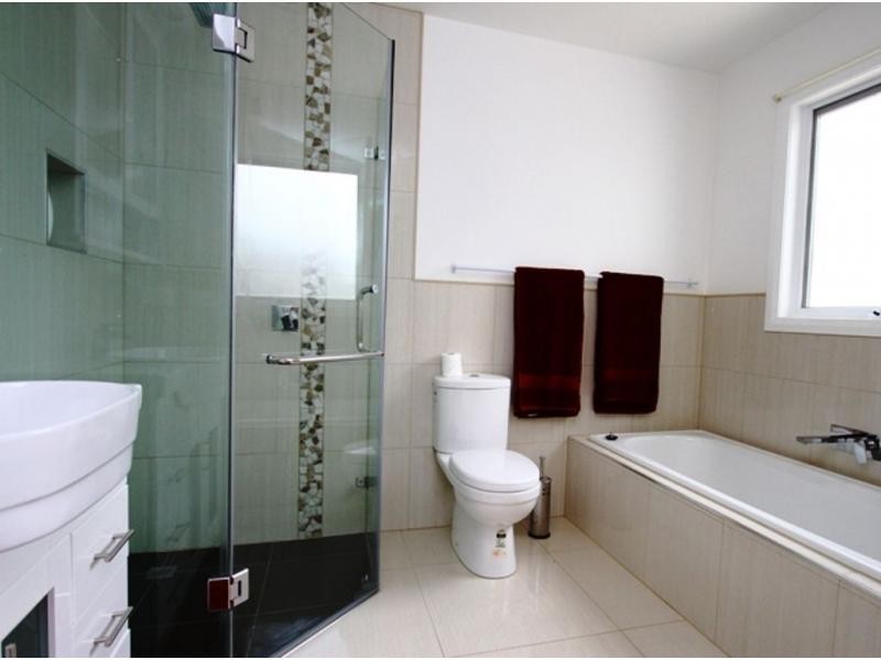 11 Green Place, Eltham VIC 3095