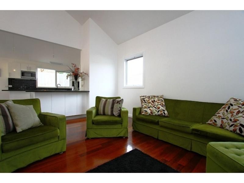 11 Green Place, Eltham VIC 3095