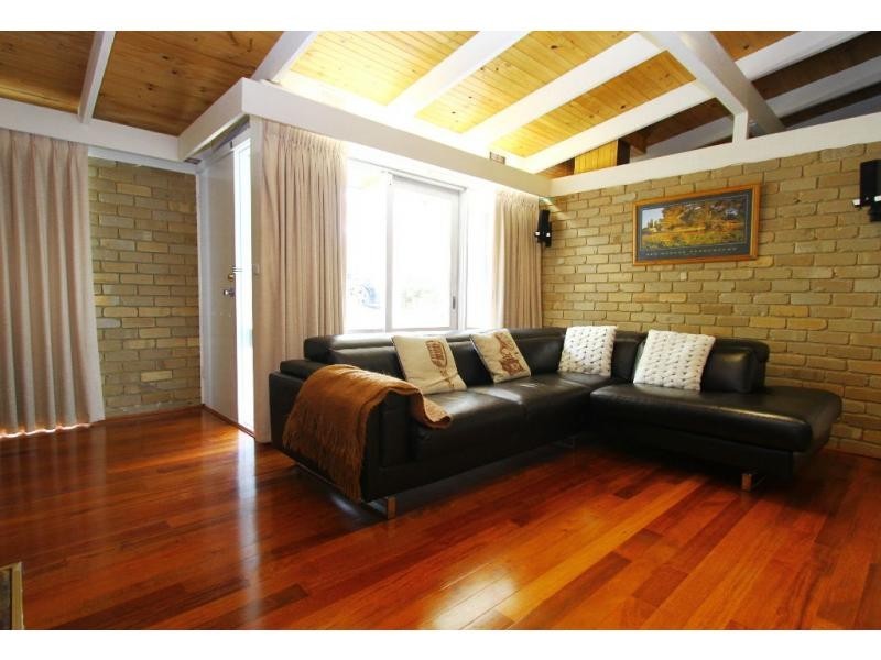 20 Broadlea Crescent, Viewbank VIC 3084