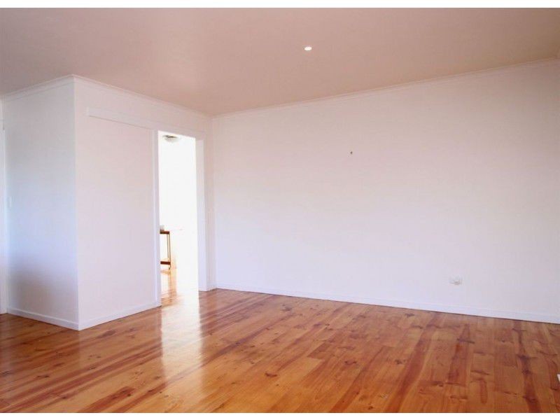 2/35 Roger Street, Doncaster East VIC 3109