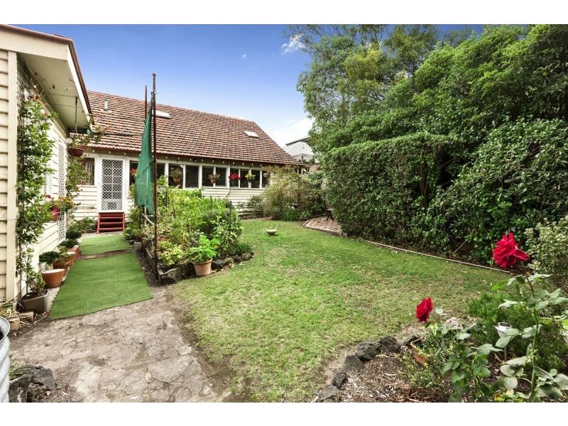 23 Waterdale Road, Ivanhoe VIC 3079