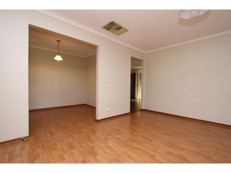 1 Orsett Court, Mill Park VIC 3082