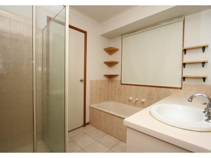 1 Orsett Court, Mill Park VIC 3082