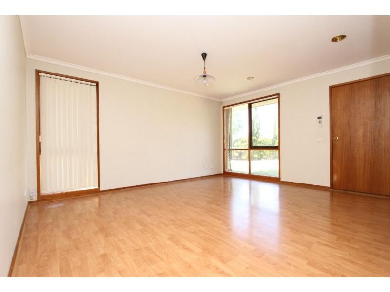 1 Orsett Court, Mill Park VIC 3082