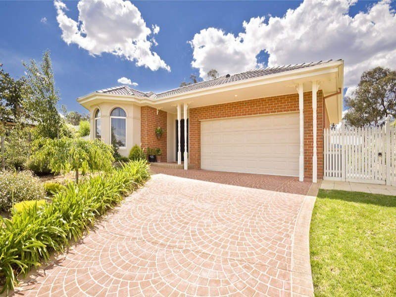 6 Honeyeater Close, Diamond Creek VIC 3089