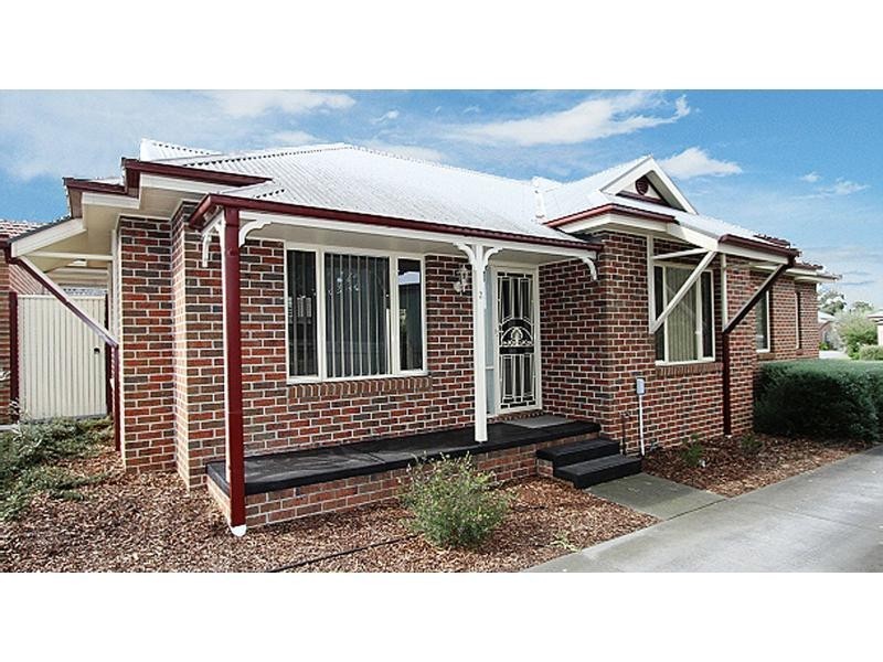 2/62 Rattray Road, Montmorency VIC 3094