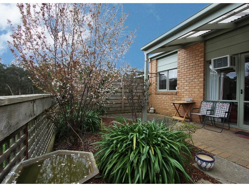 14/43 Railway Parade, Eltham VIC 3095