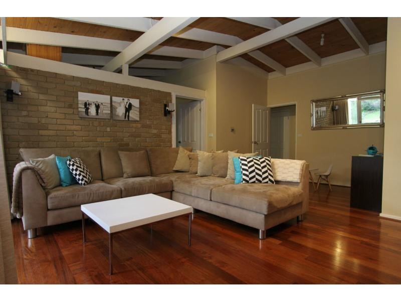 20 Broadlea Crescent, Viewbank VIC 3084