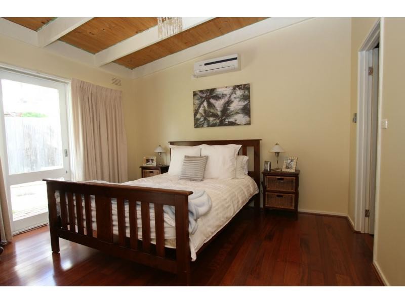 20 Broadlea Crescent, Viewbank VIC 3084