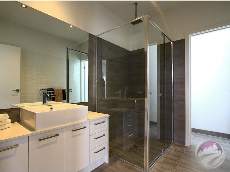 33 Arthur Street, Eltham VIC 3095