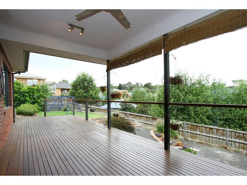 8 Arrunga Close, Diamond Creek VIC 3089