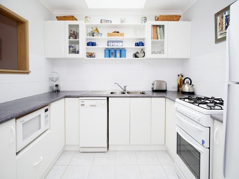 2/21 Cecil Street, Eltham VIC 3095