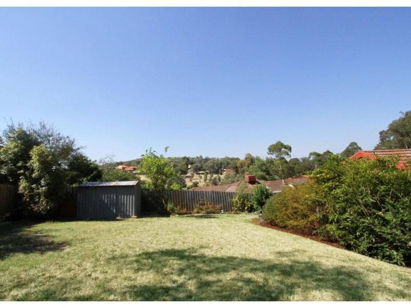 12 Tamboon Drive, Greensborough VIC 3088