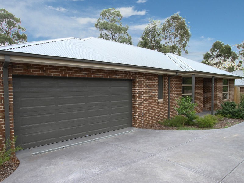 Unit 2/17 Aanensen Court, Montmorency VIC 3094